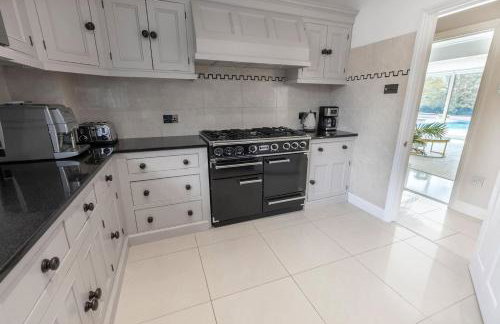 Large Villa Mansion With Pool House & Tennis Court - Foto 54