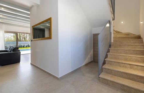 Beautiful Home In Nedescina With Wifi - Foto 29