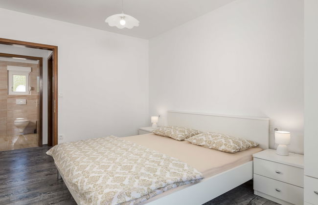 Villa Mira - Photo 12