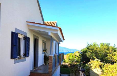 Giota's apartment 100m fro the beach - Photo 1