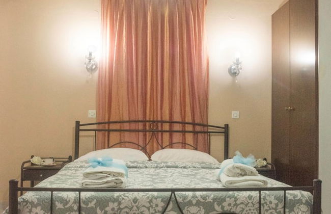 Antonios Hotel - Photo 10