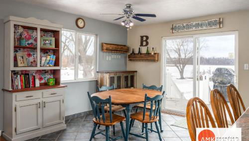 Lakefront Fishing With Hot Tub and Kayaks - Foto 2