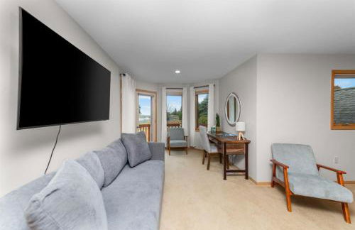 Charming Sister Bay Home Backyard Oasis & HotTub - Foto 25