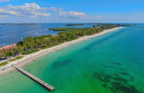 Waterview Oasis Retreat, minutes to Anna Maria Island and IMG - Photo 41