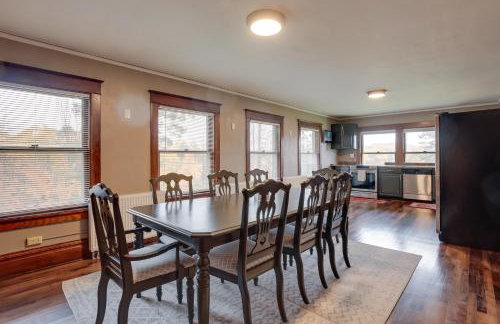 Spacious Home in Ramsay: 9 Smart TVs + Pool Table! - Foto 8