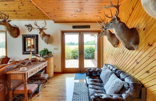 Pet-Friendly Vienna Cabin with Screened-In Porch! - Photo 6