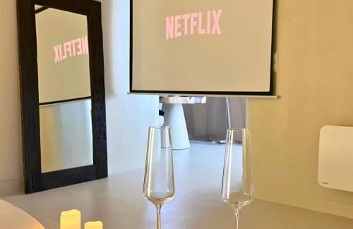 Casa Cinta - Sanctuaire Balinais avec Baignoire Balnéo et Cinéma Privé - Foto 1