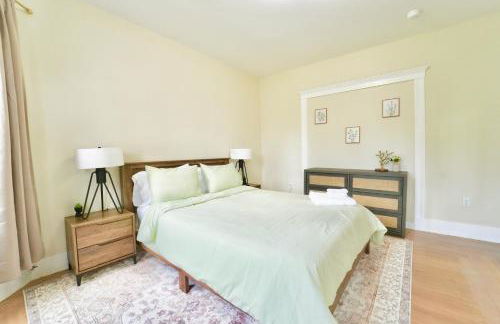 Spacious 4BDR 2BA Retreat near T-Station- 5 Mins to Boston - Photo 15