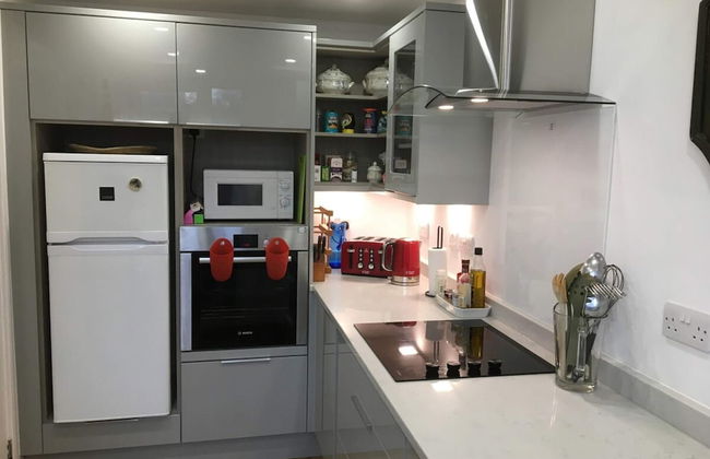 Bright, Spacious 2 Bedroom Apartment in Stockbridge - Foto 8