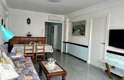 Apartamento playa Muchavista de 3 hab y piscina - Foto 10