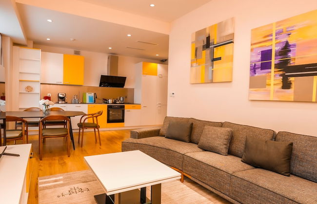 May Seven Service Apartment - Foto 25