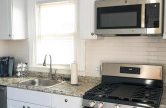 Lincoln Manor - Newly Renovated, 1mile from PHL Airport and Sports Stadiums - Foto 24