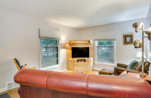 7 Mi to Downtown Minneapolis Home with Fire Pit! - Foto 5