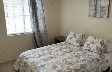 Vic's 3 bedroom 4beds & POOL centrally located! - Foto 4