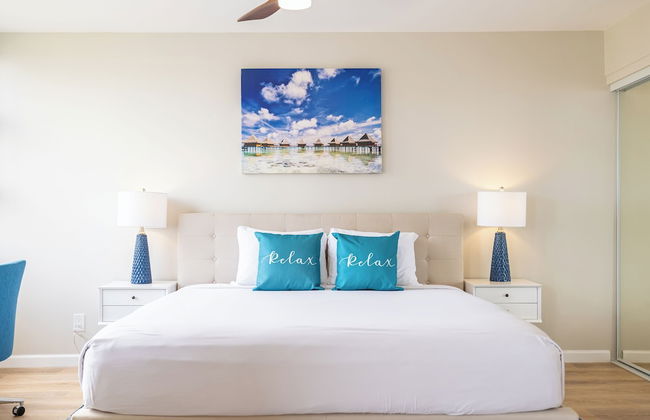 Diamond Head and Ocean views with King Bed and Parking - Foto 17