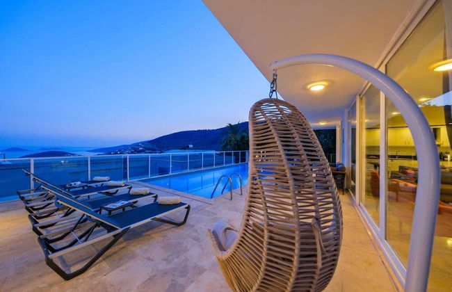 Villa Lumiere 3 Luxurious 5 bed Villa in Kiziltas Kalkan With sea Views - Photo 53