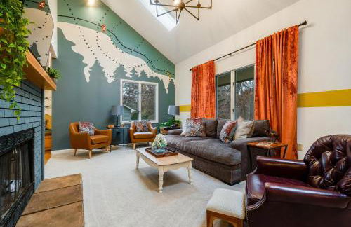 Adventure Hub Hot Tub, Near Waterpark Ski & Golf - Foto 2