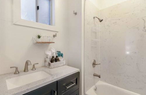 Modern Apt near all conveniences - Foto 9