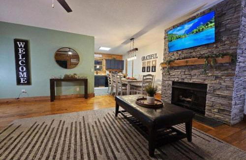 Saluda Summit Cabin at Cabin Fever - Foto 43