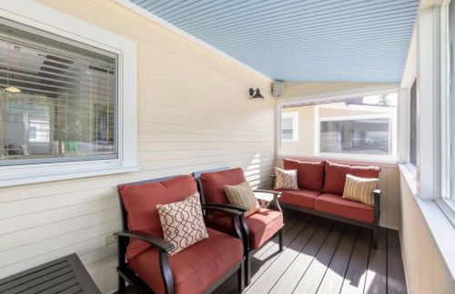 Sunny Shores - Lake days, Pool dips & Concerts - Foto 19