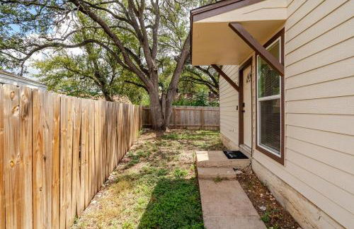 Mins to ATX most iconic eateries, bar and places - Foto 13