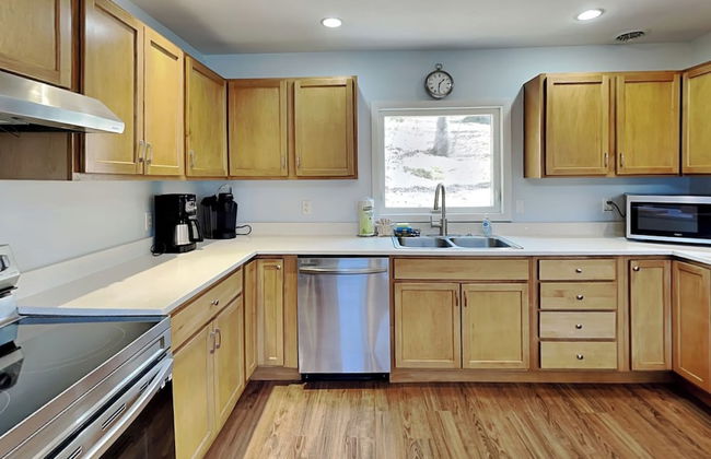 Bearadise Found by Taylor Made Deep Creek - Photo 16