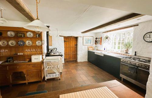 Middlelands - A stunning country house with beautiful gardens in rural Pembrokeshire yet close to coast - Foto 36