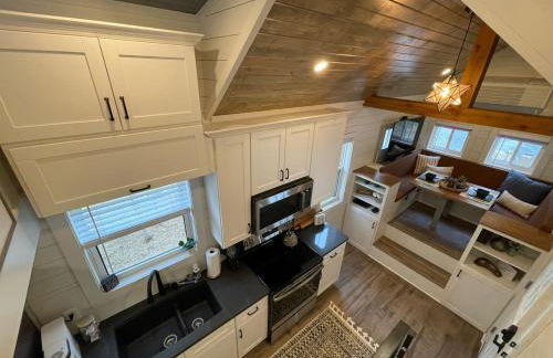 Stargazers' Retreat A Tiny Home on the Riverside - Photo 19