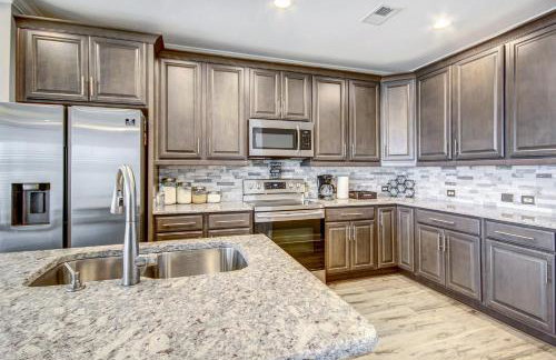 Lakefront Leesville Retreat with Private Dock! - Foto 15