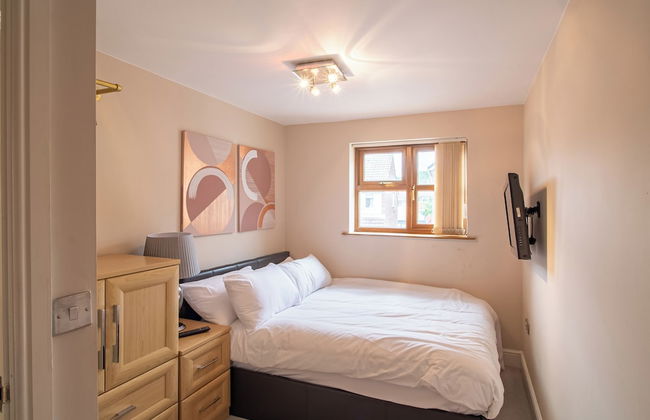 Luxurious Sheffield Villa With Stunning Views - Photo 4