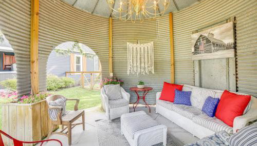 City Girl Farmhouse in Hudsonville with Hot Tub - Foto 2