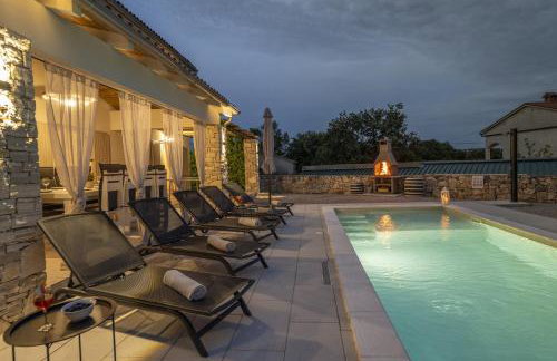 Villa Batelica with large garden, kids playground and private pool - Foto 32