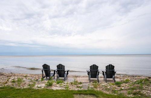 Bayfront Escape Hot Tub, Kayaks Dogs Welcome - Photo 5