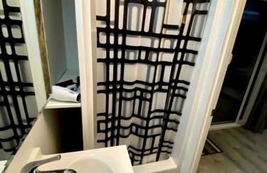 Cozy Container in Devore Heights, California, for Glamping Getaways on Route 66 - Foto 4