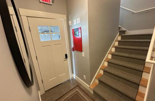 Brand New Construction! 3 Unit5 Bed Property - Foto 25