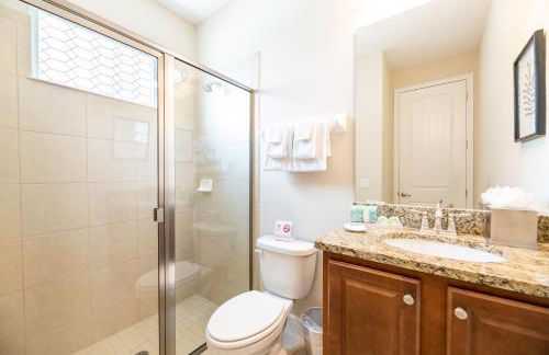 Spectacular Home Near Disney With Private Pool, Movie Theater And Pool Table With Waterpark & Resort Access - 332Sf - Foto 7