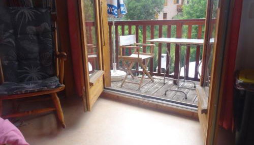 Charmant 2 Pièces + Coin Montagne - Parking Privé, WiFi, Proche Pistes - FR-1-762-31 - Foto 5