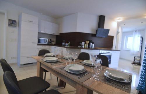 The Gold House 80qm Gemütlich und Erholsam! - Foto 6