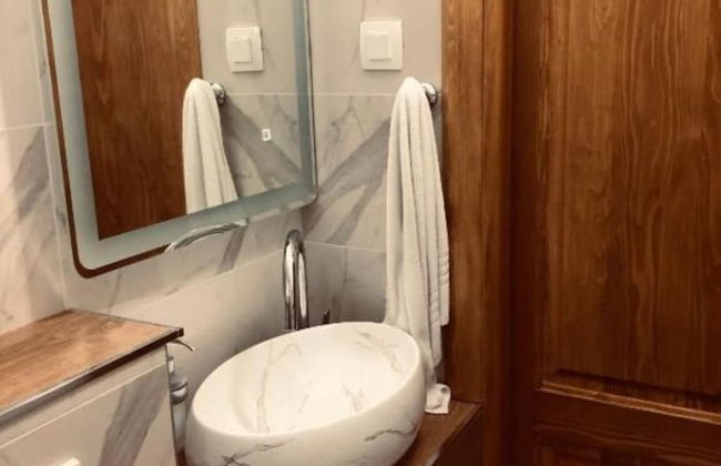 Valentino - With Pool - H - Photo 18