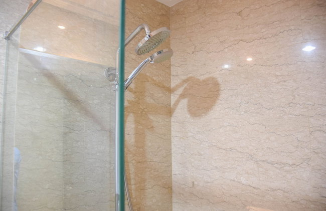 Nice and Spacious 3BR at Menteng Park Apartment - Photo 19