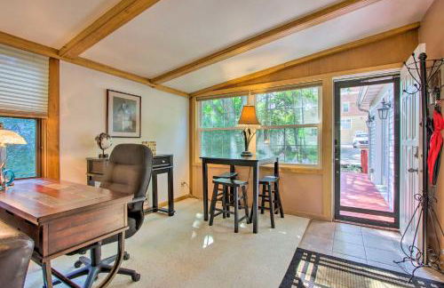 Elegant Home with Deck, 5 Blocks to Mayo Clinic - Foto 11