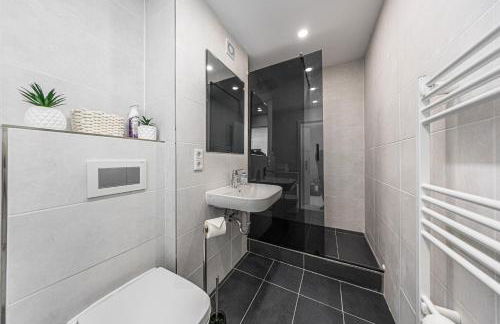 Design Apartment Leipzig Airport DHL Amazon Voll ausgestattet Free Parking - Foto 7