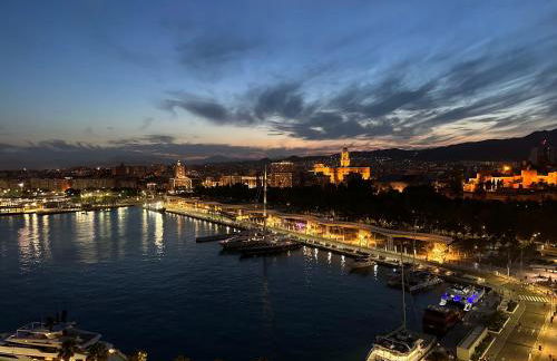 Luxury beach/port apartment - Photo 42