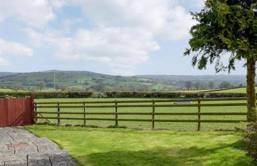 The Larches - Photo 18