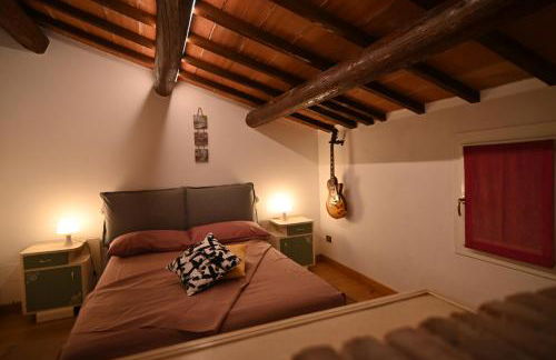 CA CENTOSA ARTISTIC HOUSE villa storica ristrutturata con patio e giardino - Photo 28