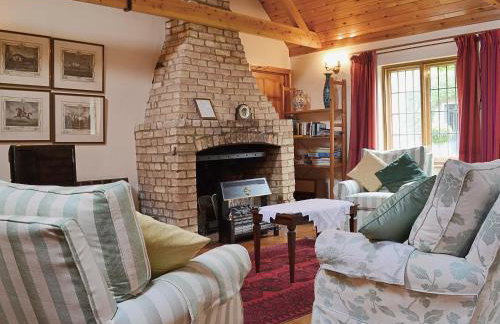 Netherall Manor Lodge - Photo 3