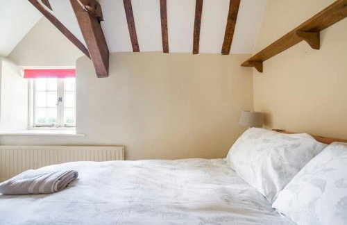 Charming Cottage in Cotswolds Riverside Village - Foto 18