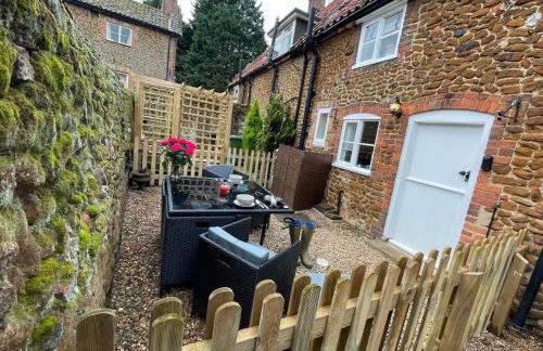 Pinnacle Cottage grade II listed home at the coast - Foto 2