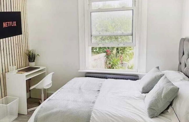 Modern Room in Centrally Located- Room 4 - Foto 5