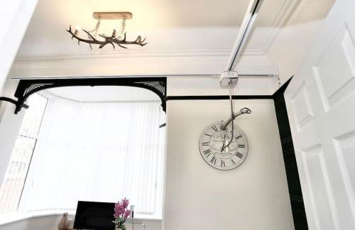 The Hot Tub Townhouse by Holiday Heim - Photo 66